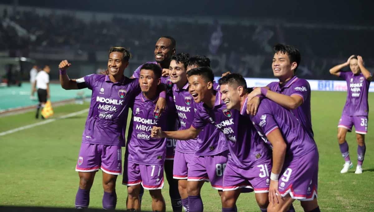 Skuad Persita Tangerang terus mempersiapkan diri jelang pekan ke-11 Liga 1 2022/2023 untuk menghadapi PSS Sleman. - INDOSPORT