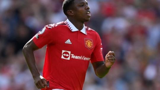 Pemain Manchester United, Tyrell Malacia. Foto: REUTERS/Toby Melville.