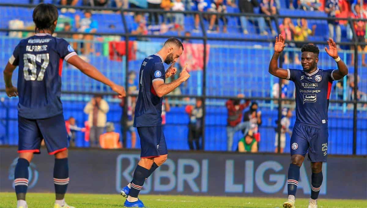 Abel Camara saat beraksi di salah satu pertandingan Arema FC. Foto: Ian Setiawan/INDOSPORT.