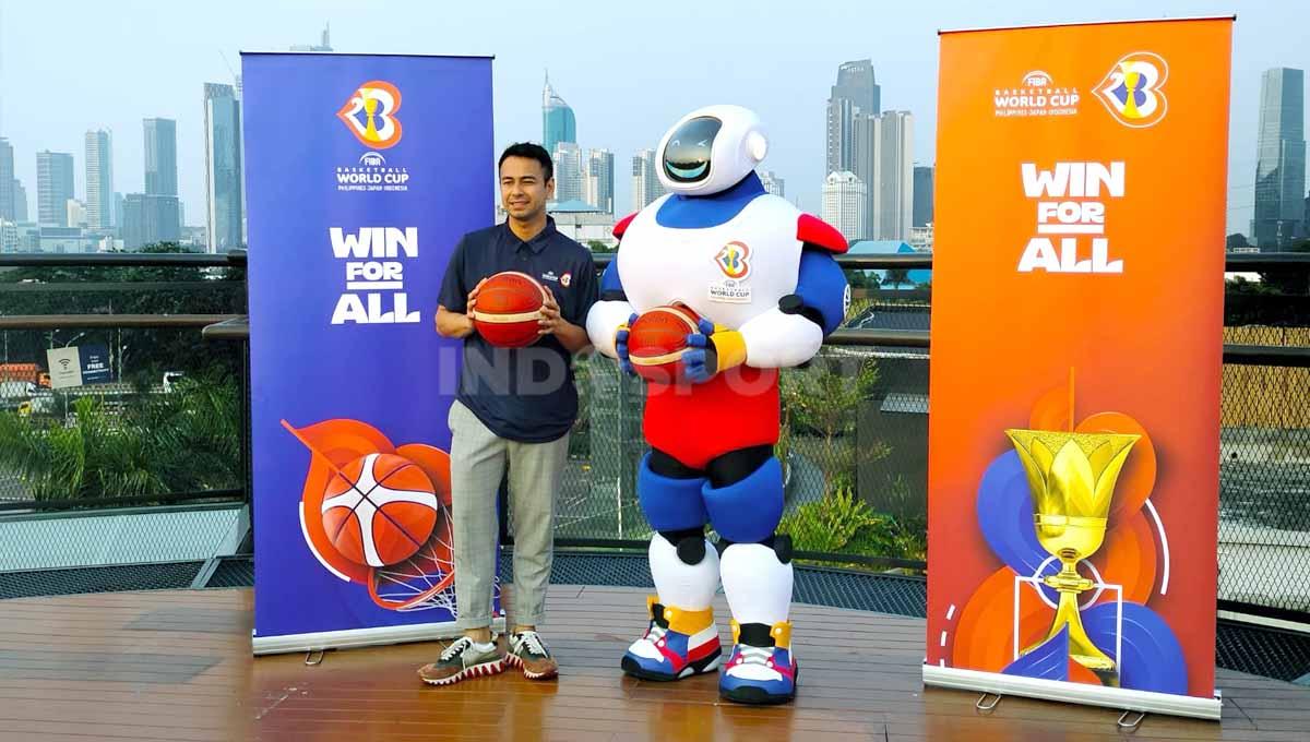 Raffi Ahmad ditunjuk menjadi Lokal Ambassador FIBA World Cup 2023. Foto: Ammara Marthiara/INDOSPORT