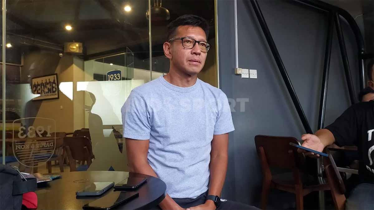 Direktur PT Persib Bandung Bermartabat (PBB), Teddy Tjahjono di Graha Persib, Jalan Sulanjana, Kota Bandung, Selasa (30/08/22). Foto: Arif Rahman/INDOSPORT