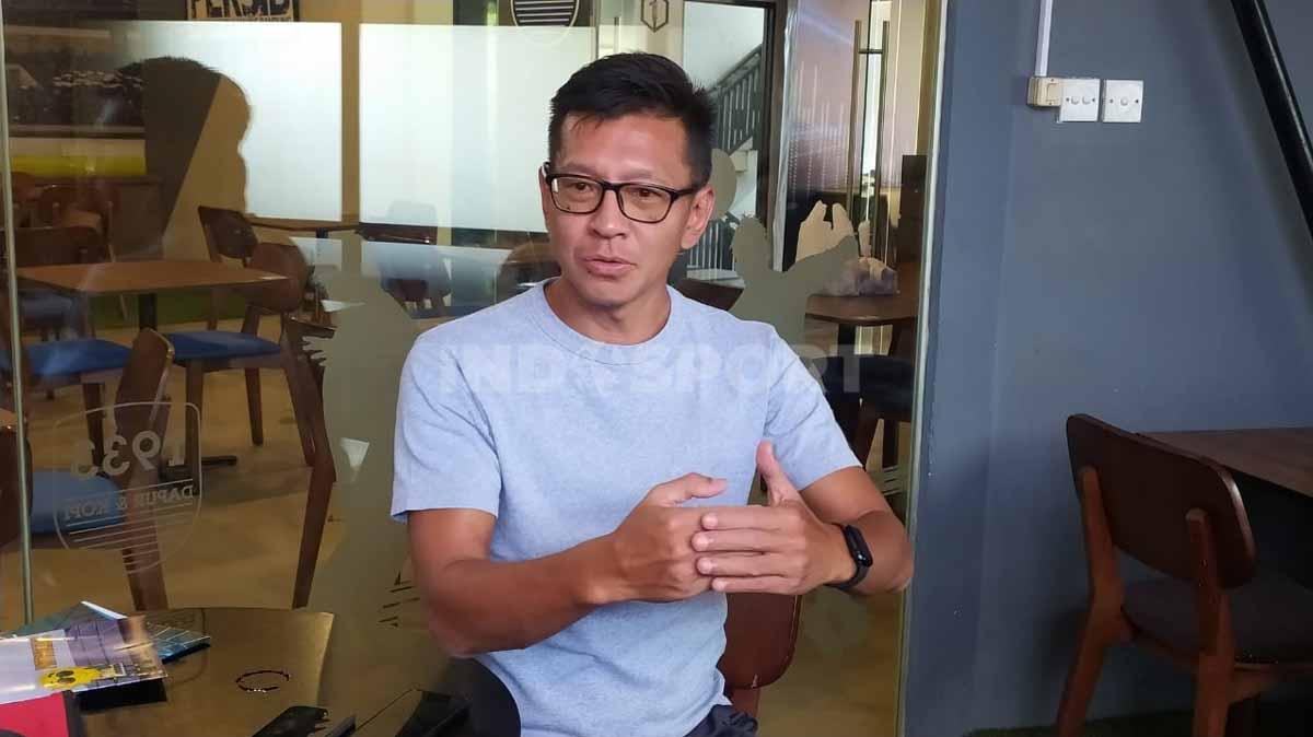 Direktur PT Persib Bandung Bermartabat (PBB), Teddy Tjahjono di Graha Persib, Jalan Sulanjana, Kota Bandung, Selasa (30/08/22). Foto: Arif Rahman/INDOSPORT