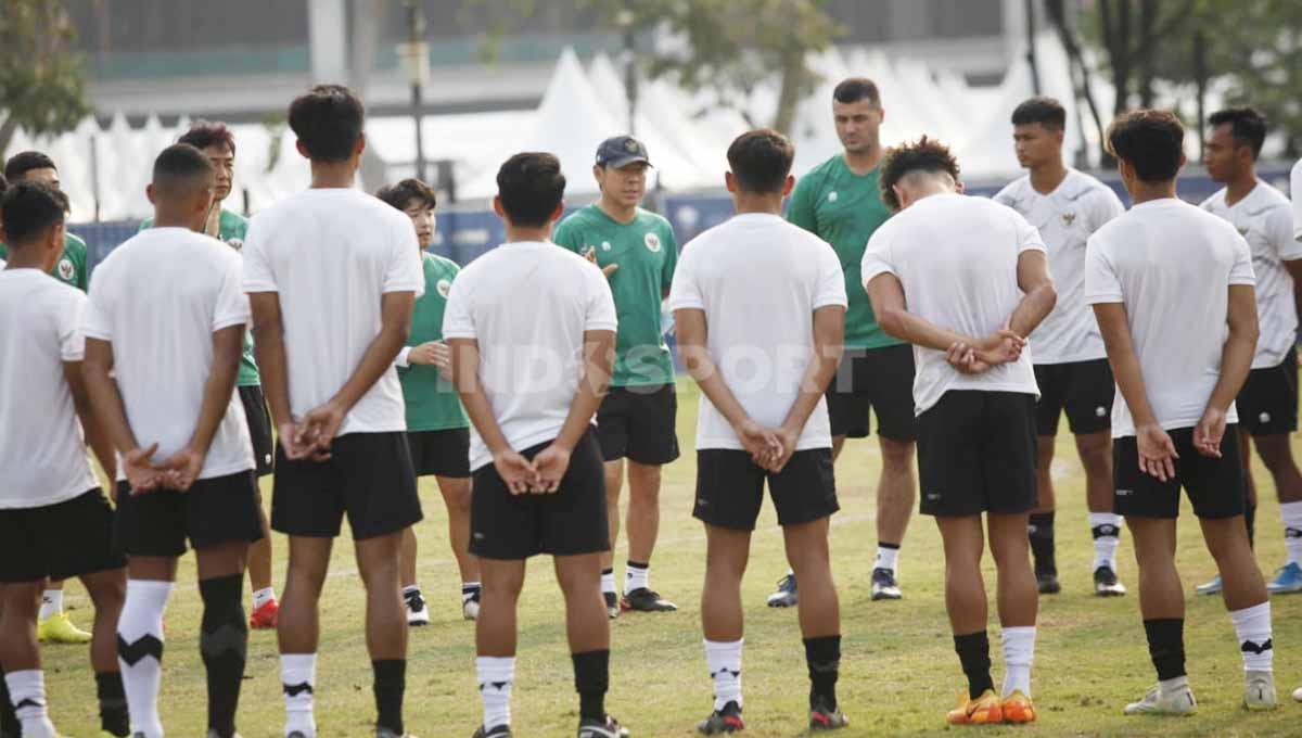 Link streaming kualifikasi Piala Asia U-20 antara Timnas Indonesia vs Timor Leste pada Rabu (14/09/22) malam WIB, laga perdana yang wajib dimenangi skuat Garuda. Foto: Herry Ibrahim/INDOSPORT - INDOSPORT