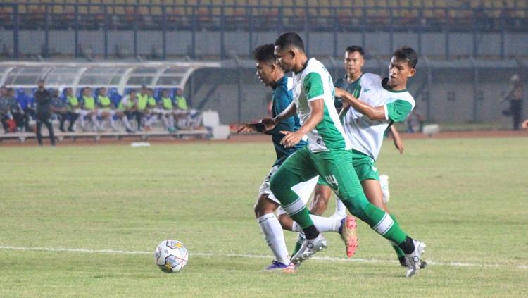 PSKC Cimahi saat menghadapi PSMS Medan pada laga perdana Liga 2 2022-2022 wilayah barat di Stadion Si Jalak Harupat, Kabupaten Bandung, Selasa (30/08/22). - INDOSPORT