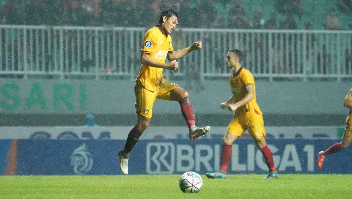 Selebrasi gol Vava Mario Yagalo di pertandingan Liga 1 antara RANS Nusantara vs Persik Kediri. Foto: MO Persik Kediri - INDOSPORT