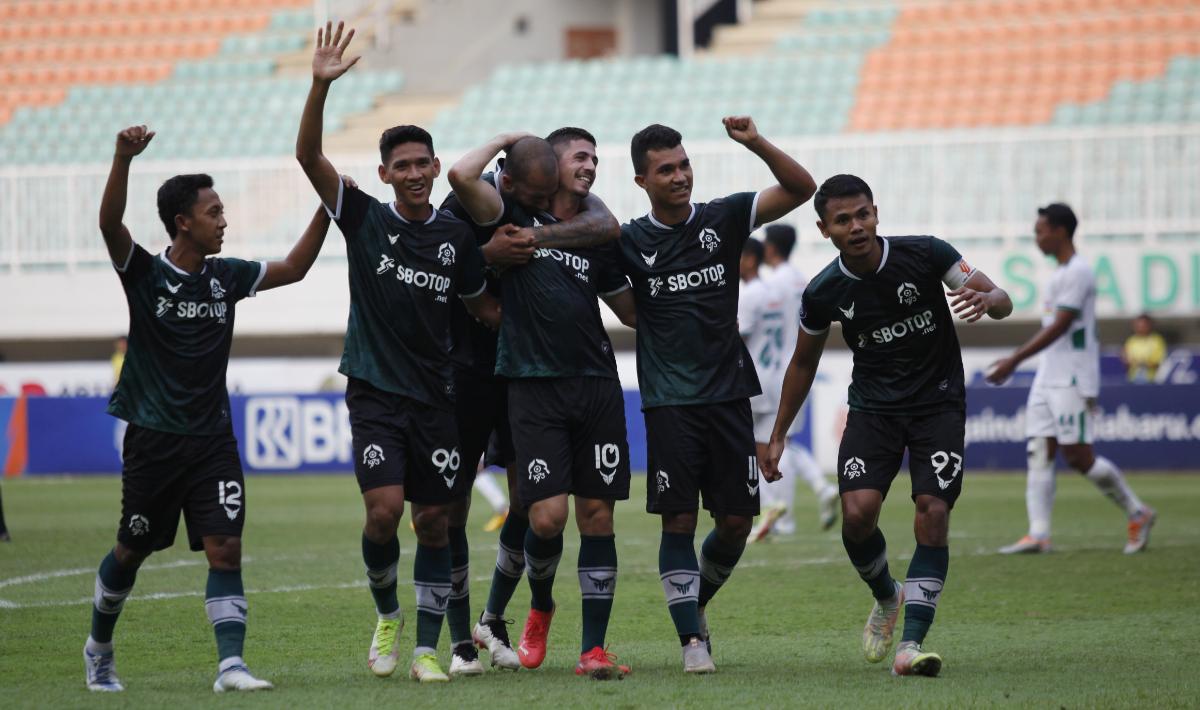 Pelatih Persikabo 1973, Djadjang Nurdjaman, memastikan timnya bakal mewaspadai PSM Makassar pada pertandingan pekan ke-12 Liga 1 2022-2023.