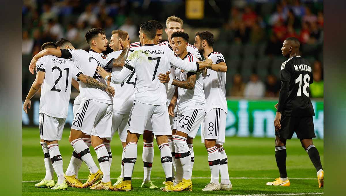 Selebrasi pemain manchester United usai menang melawan Sheriff Tiraspol. Foto: Reuters/Peter Cziborra