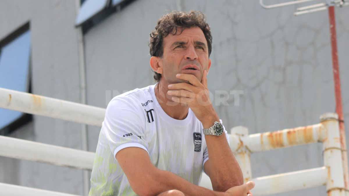 Pelatih Persib Bandung, Luis Milla.
