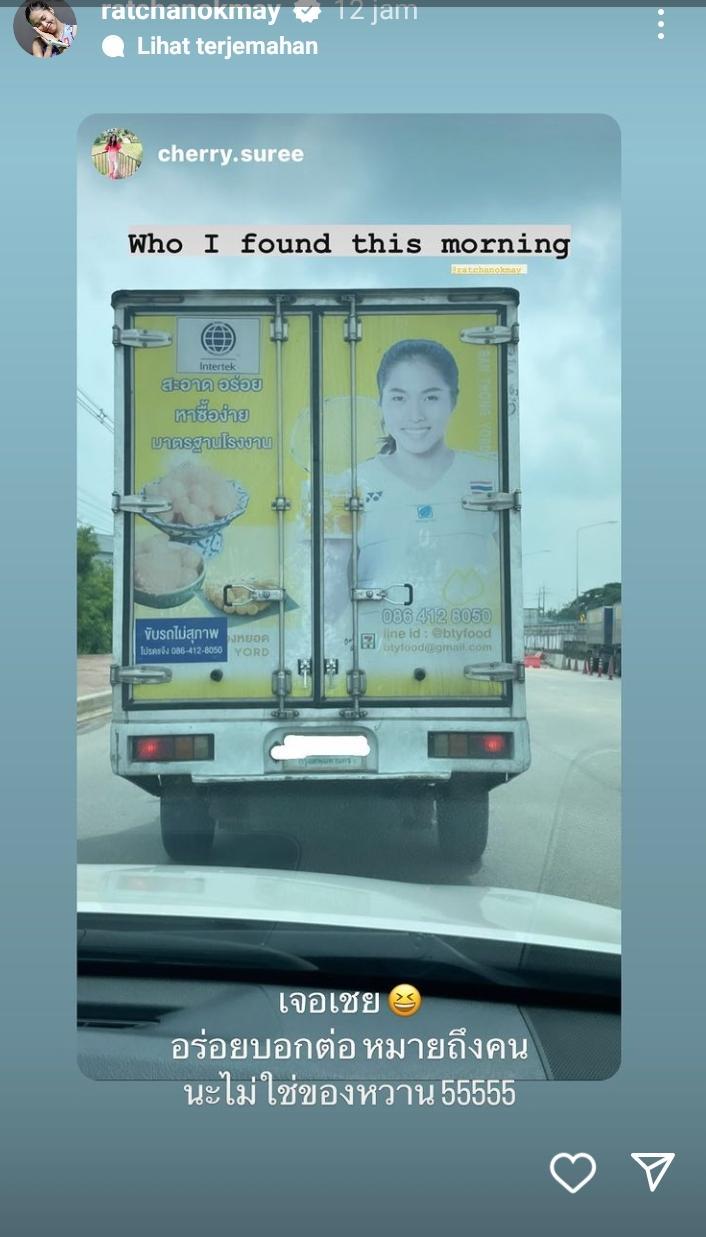 Reaksi Kocak Ratchanok Intanon Saat Fotonya Mejeng di Bak Truk Copyright: Instagram Story @ratchanokmay