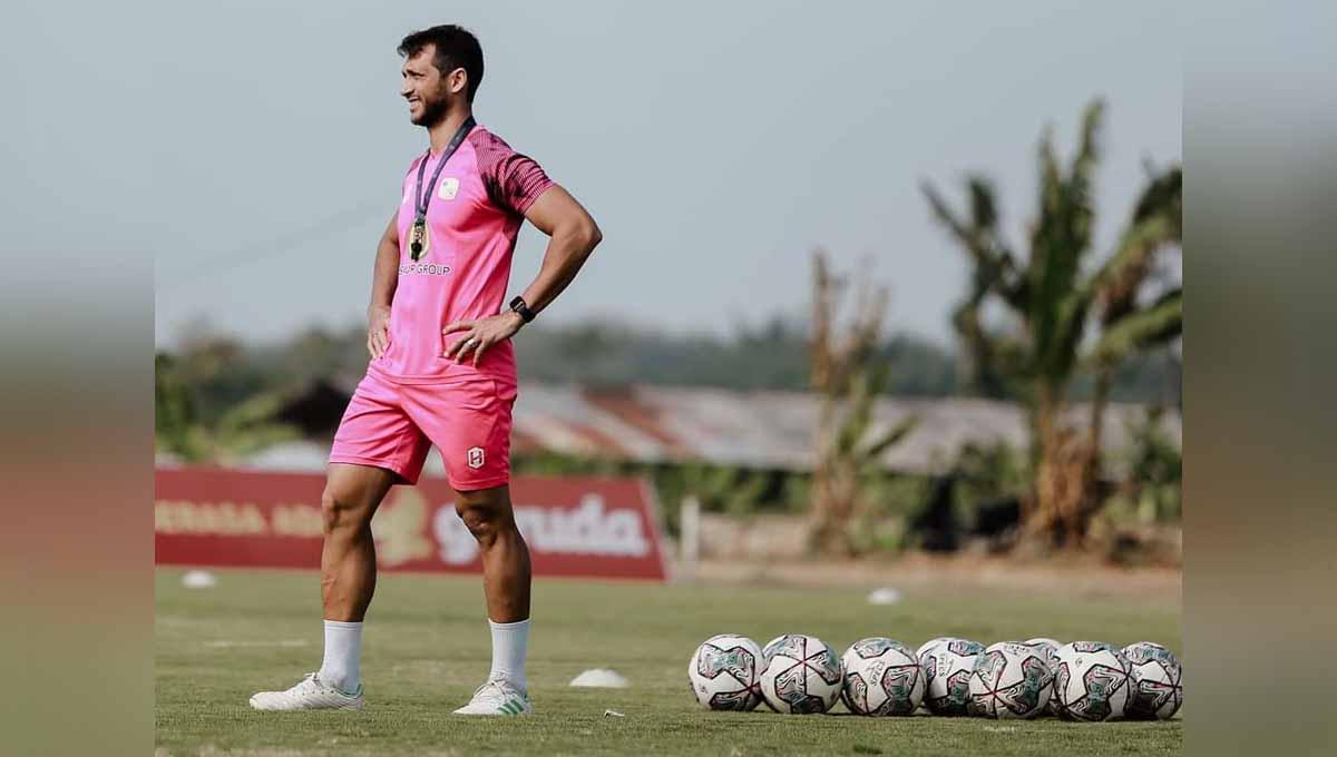 Rodney Borges Goncalves, pimpin latihan Barito Putera.