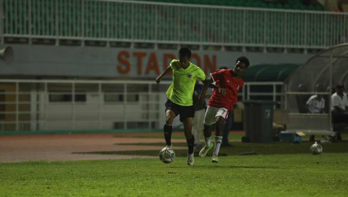 Uji coba Timnas Indonesia U-17 vs PPLP Kemenpora. Foto: PSSI - INDOSPORT