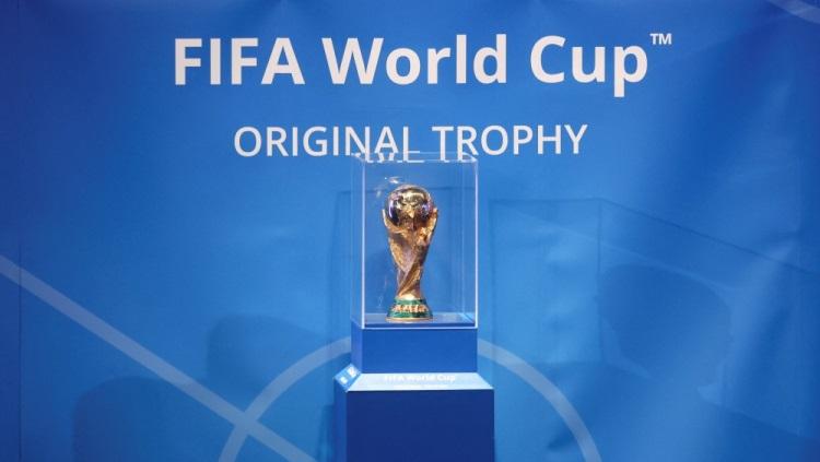 Trofi Piala Dunia. Foto: Majid Asgaripour/WANA (West Asia News Agency) via REUTERS.