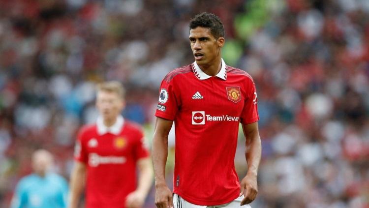 Legenda klub Liga Inggris (Premier League), Manchester United, yakni Paul Scholes, melempar kritik pedas soal Raphael Varane. Foto: REUTERS/Craig Brough.