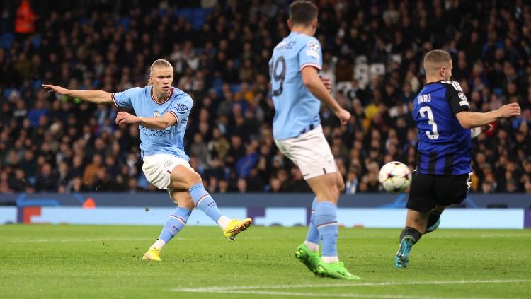 Erling Haaland mencetak gol di laga Manchester City vs FC Copenhagen (06/10/22). (Foto: Reuters/Lee Smith) - INDOSPORT
