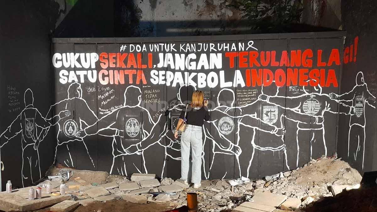 Tragedi Kanjuruhan diharapkan bisa menjadi momentum terbaik bagi Aremania dan Bonek.