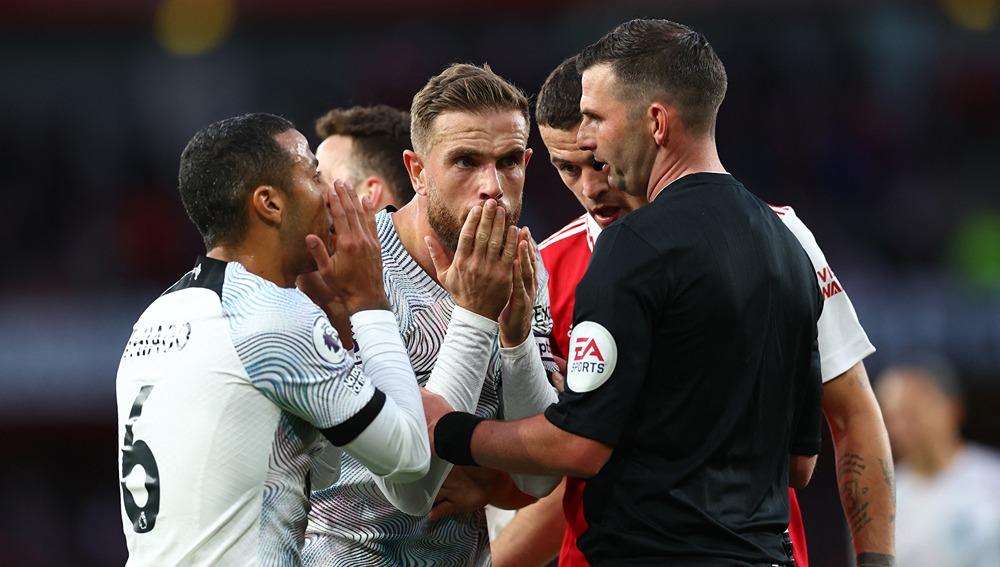 Kemenangan Arsenal atas Liverpool di Liga Inggris (Premier League), ternyata berujung pada keputusan FA untuk melakukan investigasi pada pertandingan tersebut.