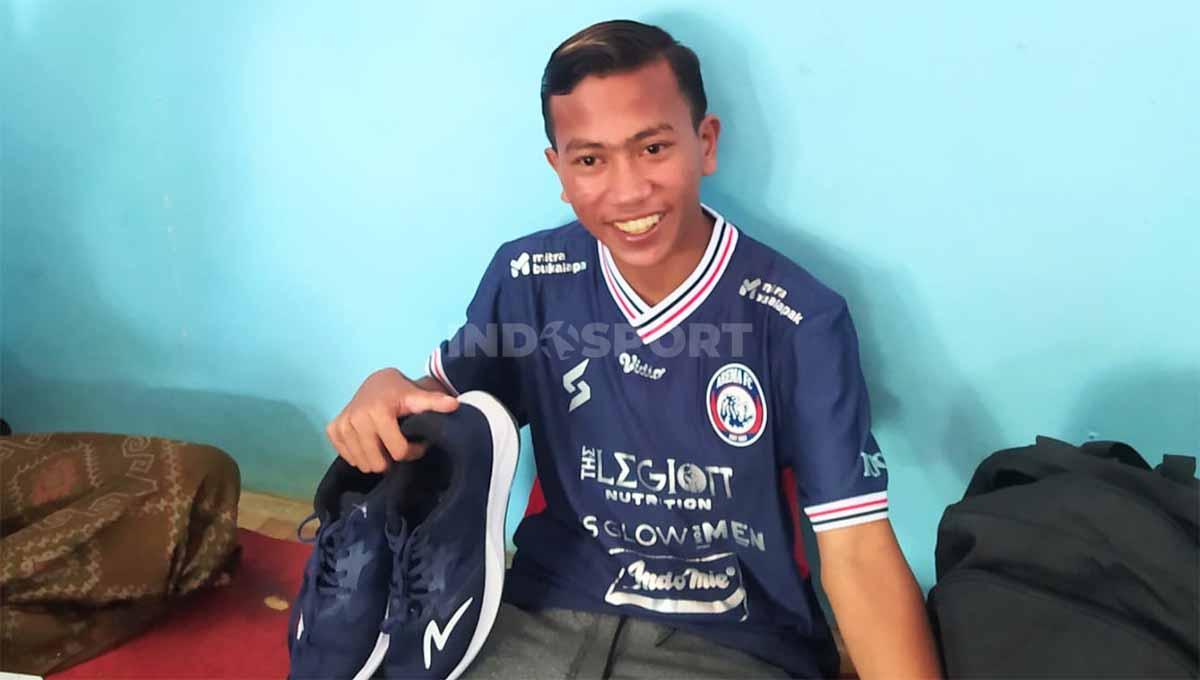 Rusdi Aremania Probolinggo rupanya telah berbohong soal korban Tragedi Kanjuruhan, dan kini sudah ditangani oleh perangkat desa.