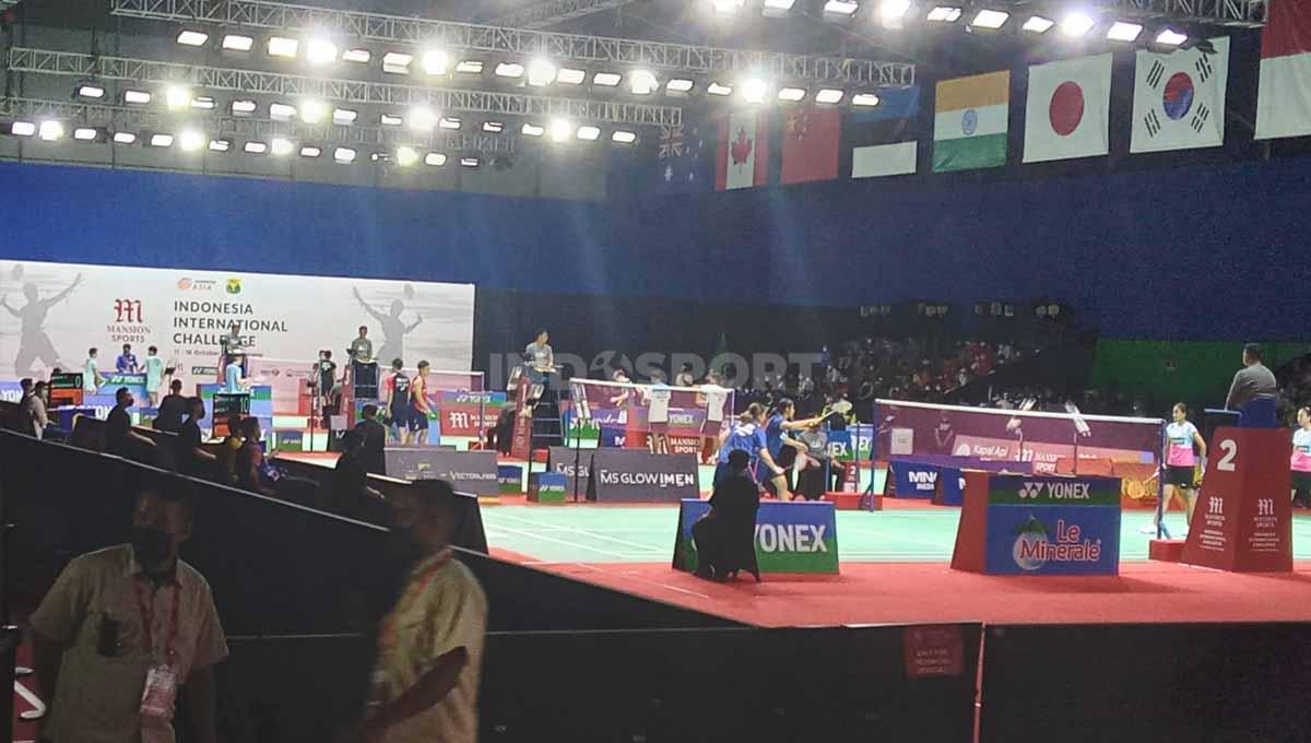 Arena Mansion Sports Malang International Indonesia Challenge di GOR Platinum Araya Malang yang memasuki babak 8 besar.
