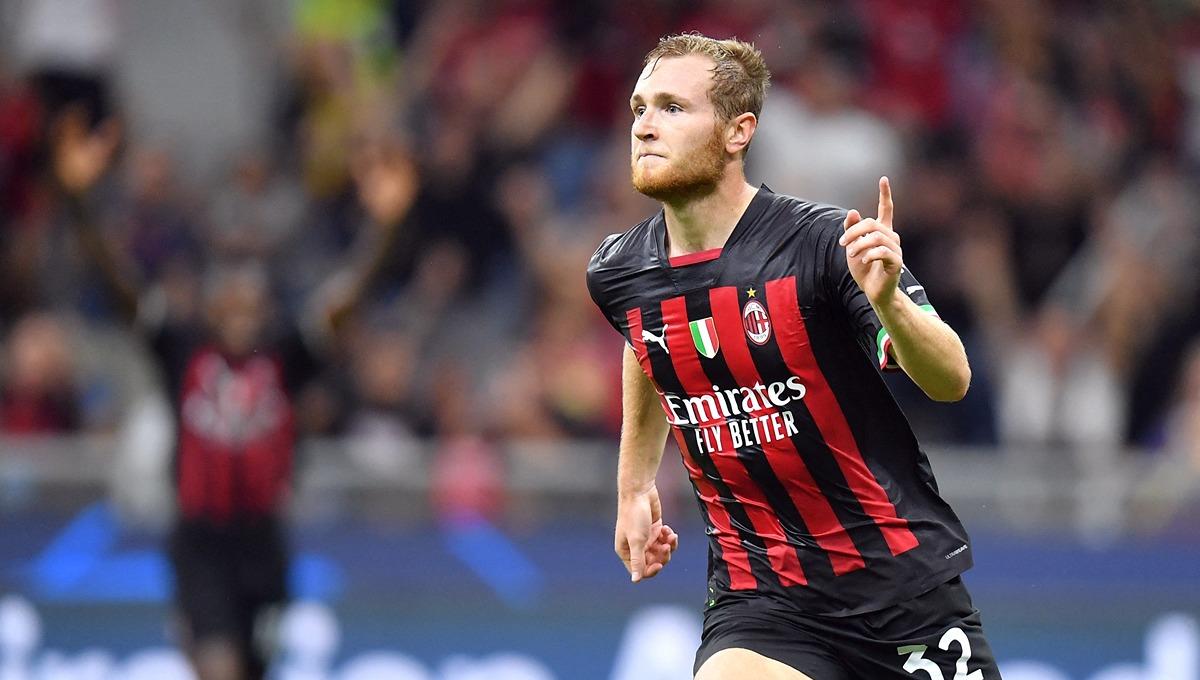 Klub Liga Italia, AC Milan, bisa mendapatkan Wilfried Singo asalkan mereka mau menuruti permintaan Torino, yakni menumbalkan Tommaso Pobega di bursa transfer.