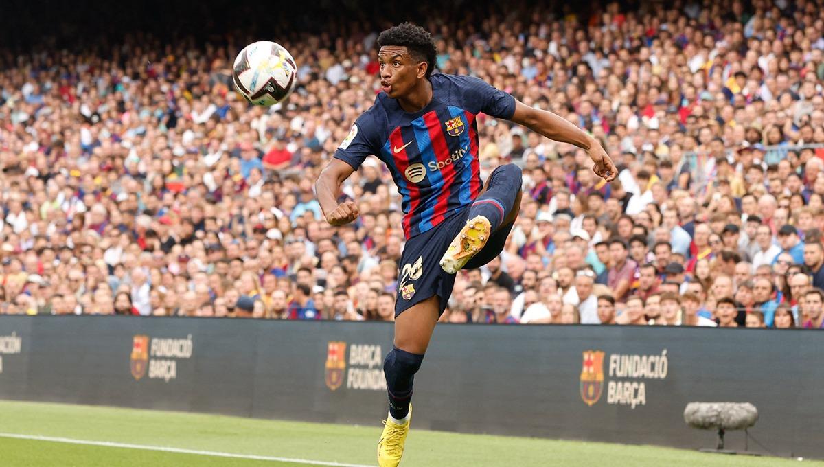 Raksasa Liga Spanyol, Barcelona, bakal gaet 'besi tua' Atletico Madrid di bursa transfer 2024 demi mencari pelapis Alejandro Balde.