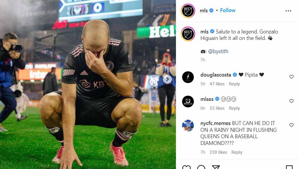 Gonzalo Higuain tak kuasa menahan tangis di pertandingan terakhirnya sebagai pesepakbola. (Foto: Instagram@mls)