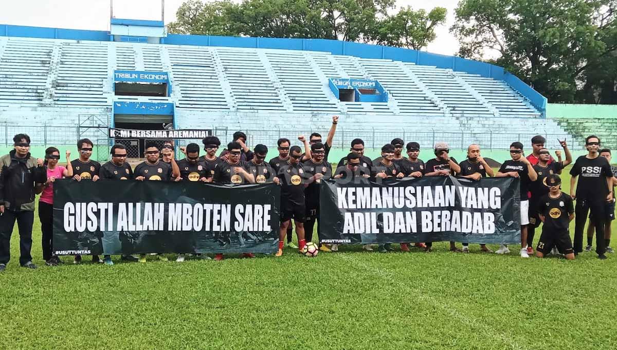 Jurnalis Malang Raya (JMR) mengadakan laga solidaritas di Stadion Gajayana Kota Malang, sekaligus menghimpun donasi sbg bentuk dukungan dlm #UsutTuntas Tragedi Kanjuruhan.
