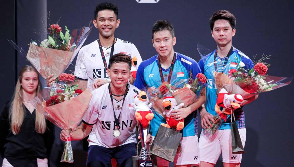 Podium juara Denmark Open 2022: Fajar Alfian/Muhammad Rian Ardianto dan Marcus Fernaldi Gideon/Kevin Sanjaya Sukamuljo. (Foto: PBSI)