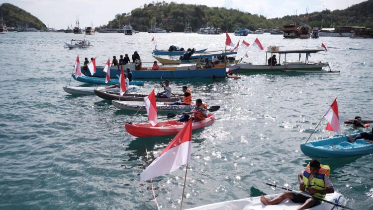 Event Labuan Bajo Marathon 2022 telah sukses digelar di Waterfront, Labuan Bajo, Kabupaten Manggarai Barat, Nusa Tenggara Timur (NTT) mulai dari 27-29 Oktober 2022. - INDOSPORT