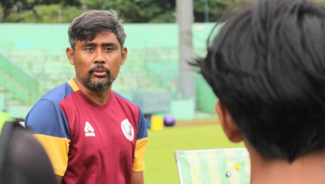 Pelatih NZR Sumbersari, Purwanto Suwondo. Foto: MO NZR Sumbersari.