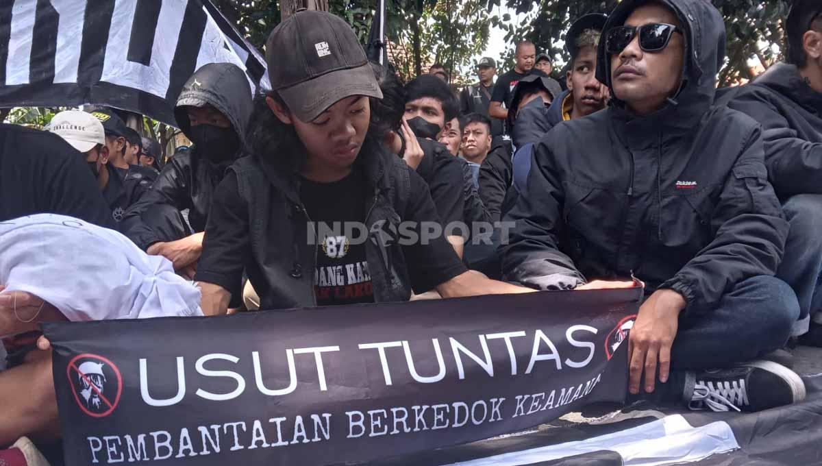 Keadilan terus dikejar dalam usut tuntas. (Foto: Ian Setiawan/INDOSPORT) - INDOSPORT