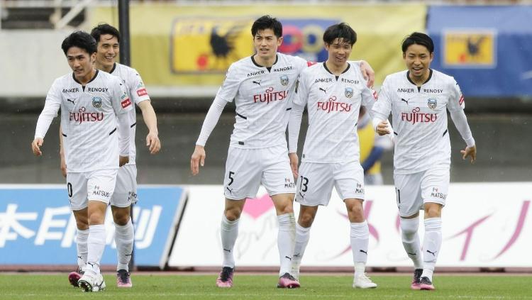 Ada sebanyak 6 pemain asal kompetisi J-League yang akan memperkuat Timnas Jepang di Piala Dunia 2022. - INDOSPORT