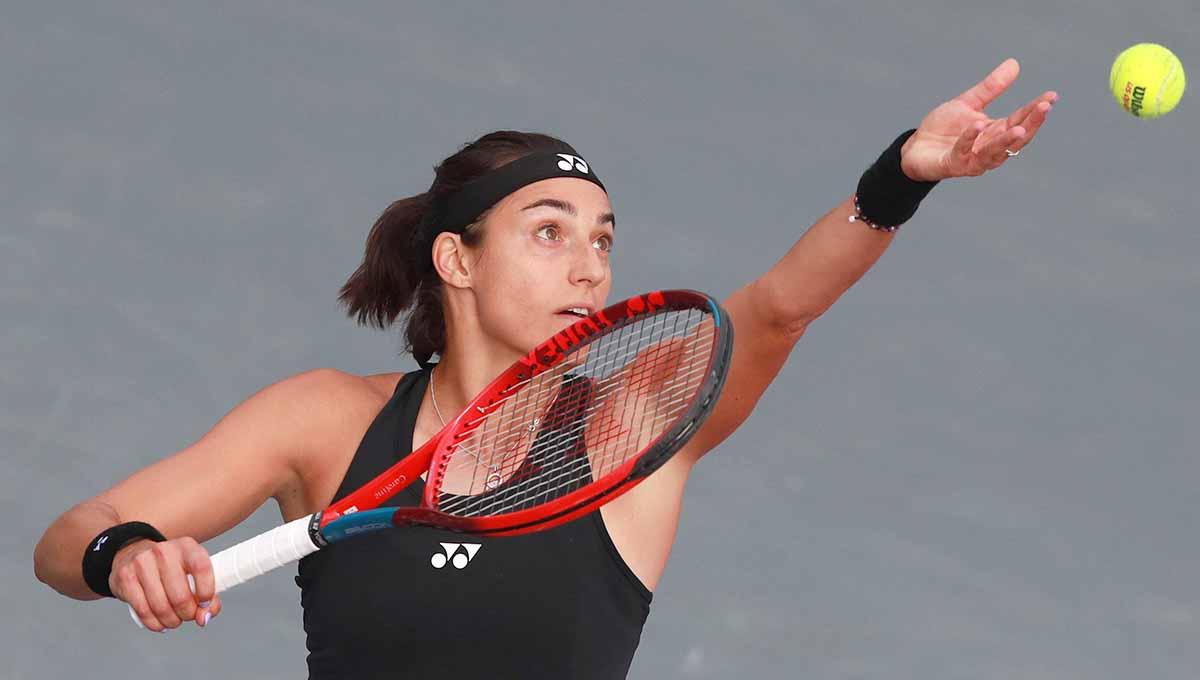 Petenis asal Prancis, Caroline Garcia, keluar sebagai pemenang WTA Finals 2022 usa menaklukkan unggulan dari Belarusia, Aryna Sabalenka. (Foto: REUTERS/Henry Romero) - INDOSPORT