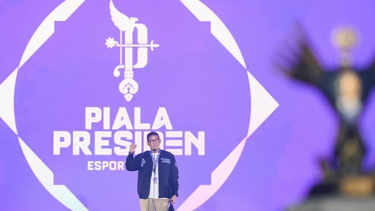 Menteri Pariwisata dan Ekonomi Kreatif RI, Sandiaga Uno membuka Babak Main Event atau Grand Final Piala Presiden Esports 2022 pada Jumat (11/11/22).