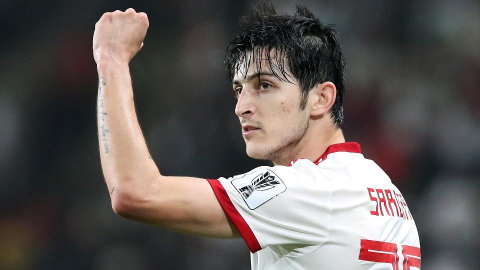 Pemain Bayer Leverkusen, Sardar Azmoun, menjadi salah satu incaran AC Milan di bursa transfer.