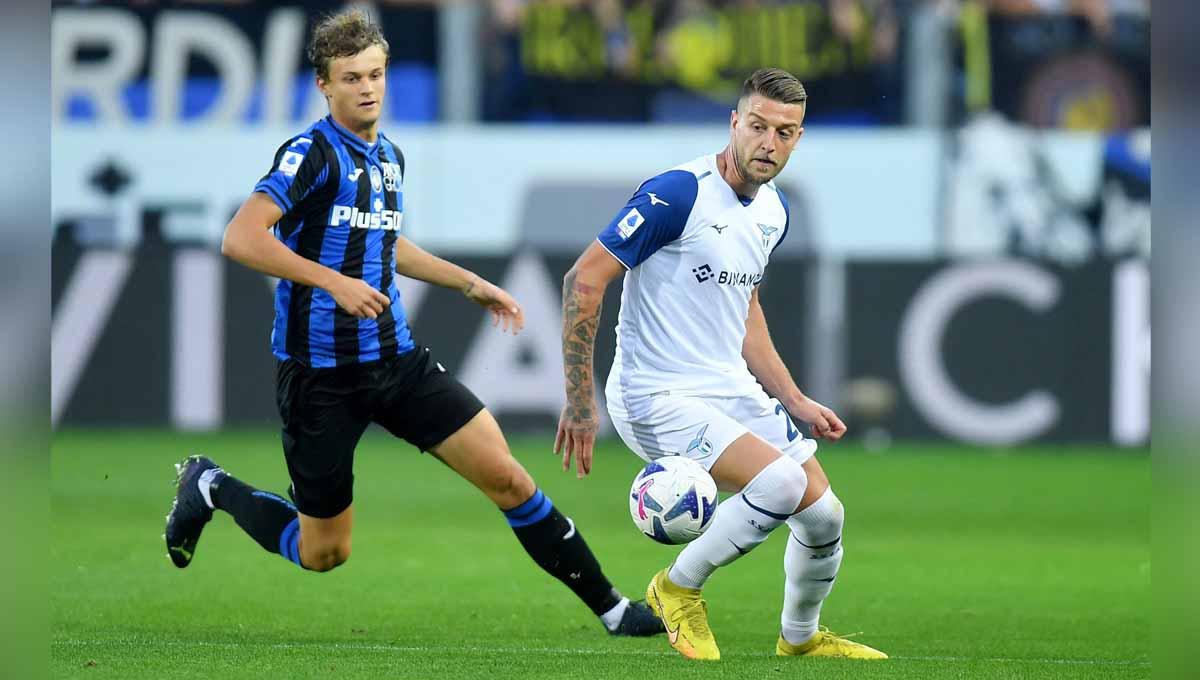 Klub Liga Italia (Serie A), AC Milan, belum lama ini dikaitkan dengan bintang muda Atalanta, Giorgio Scalvini. Foto: REUTERS/Daniele Mascolo. - INDOSPORT