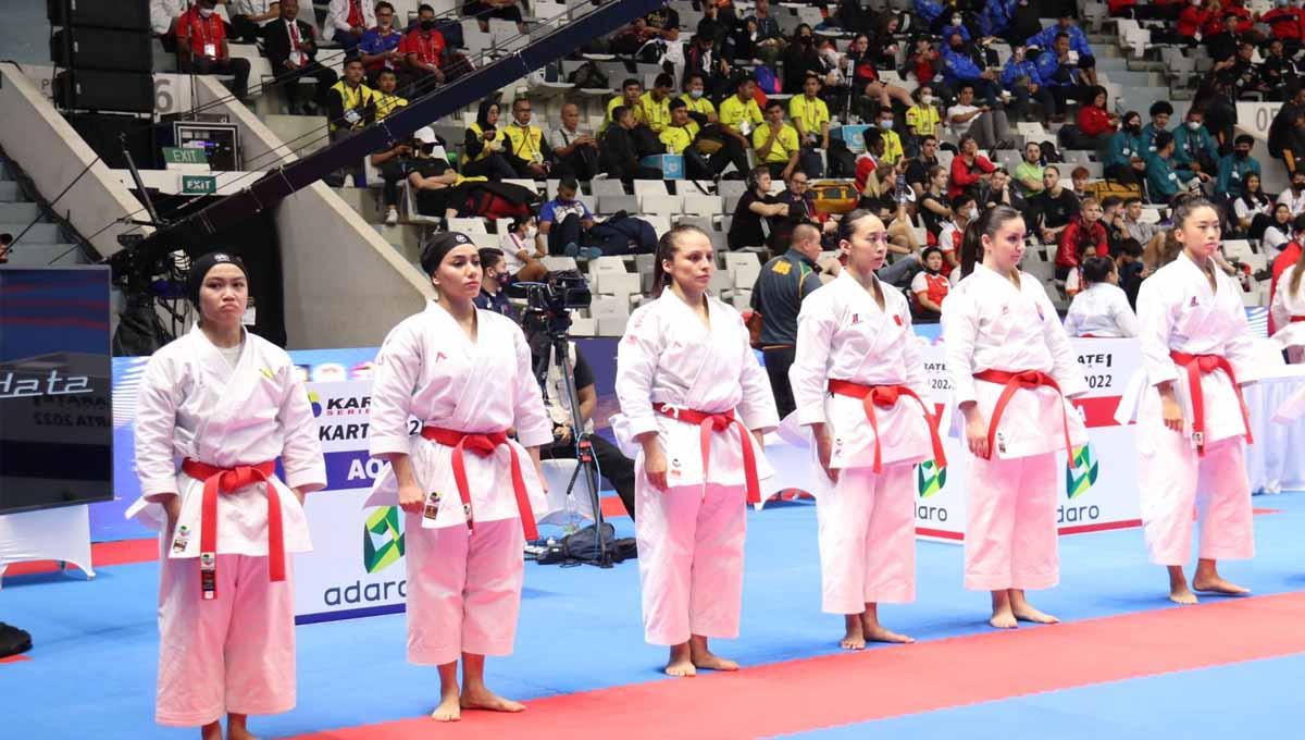 Pembukaan Kejuaraan Dunia Karate WKF Serie A 2022 di Istora Senayan, Jakarta, Jumat (18/11/22). (Foto: PB Forki) - INDOSPORT