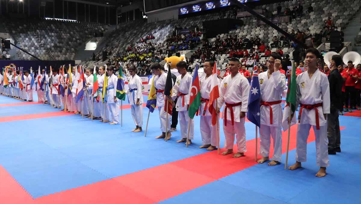 Pembukaan Kejuaraan Dunia Karate WKF Serie A 2022 di Istora Senayan, Jakarta, Jumat (18/11/22). (Foto: PB Forki)