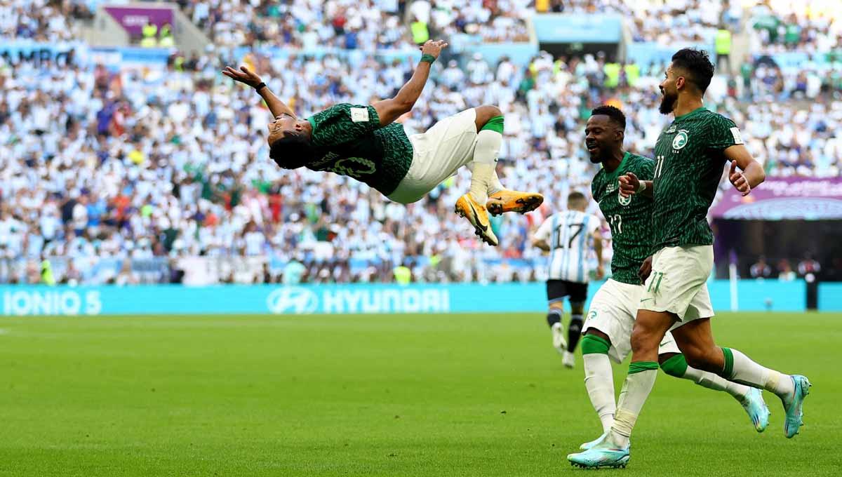 Arab Saudi sukses permalukan Argentina dalam matchday pertama Grup C Piala Dunia 2022. Raja Salman langsung liburkan rakyat Arab Saudi untuk rayakan kemenangan.