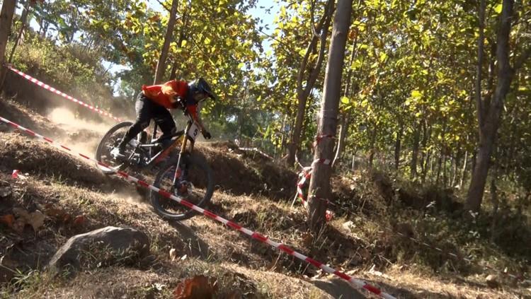 76 Indonesian Downhill 2022 akan segera digelar di Sirkuit Ternadi Bike Park.