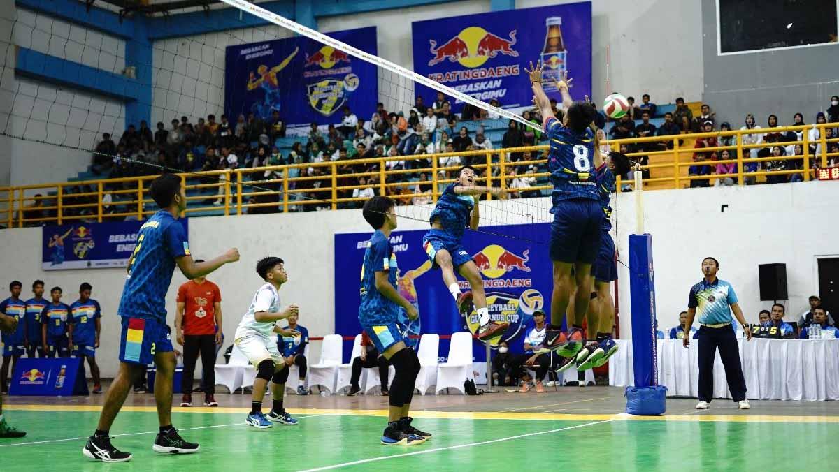 Turnamen bola voli Kratingdaeng Gubernur Volleyball Cup 2022 kembali digelar dan kali ini berlanjut di kota Bandung mulai 26-27 November 2022. - INDOSPORT