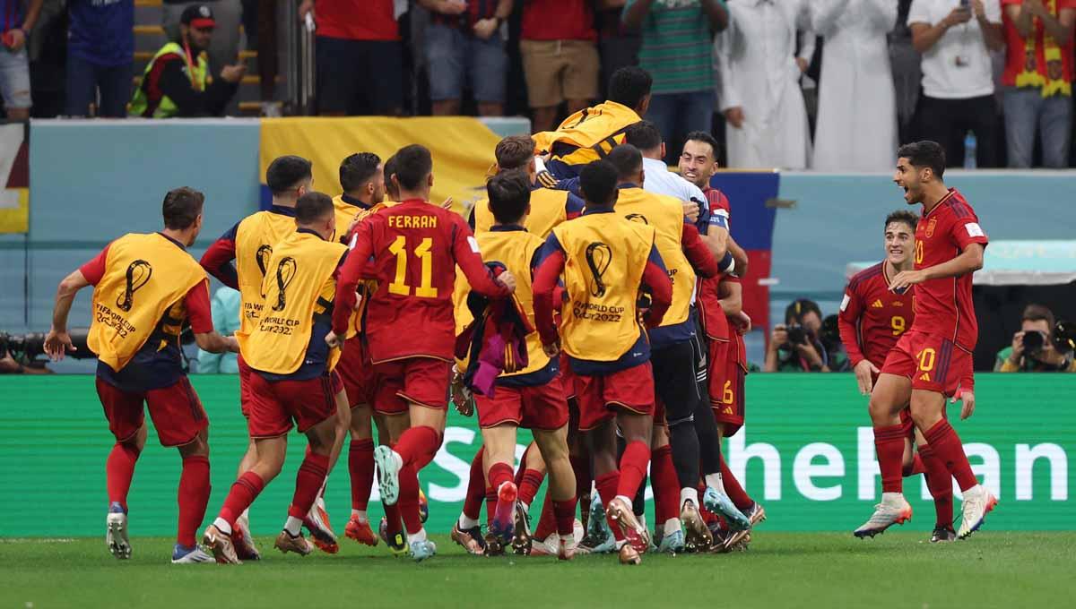 Pelatih Timnas Spanyol, Luis Enrique, menjawab tantangan para penggemar yang muak dengan pemain veteran La Furia Roja, di Piala Dunia 2022. (Foto: REUTERS/Matthew Childs) - INDOSPORT