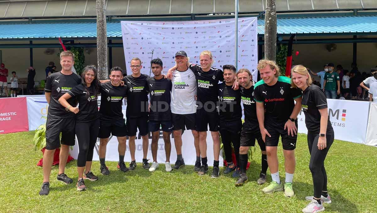 Klub Jerman, Borussia Moenchengladbach resmi bangun kerja sama untuk hadirkan akademinya di Indonesia.