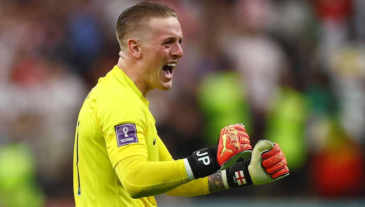 Kiper Inggris Jordan Pickford di Piala Dunia Qatar. (Foto: REUTERS/Kai Pfaffenbach)