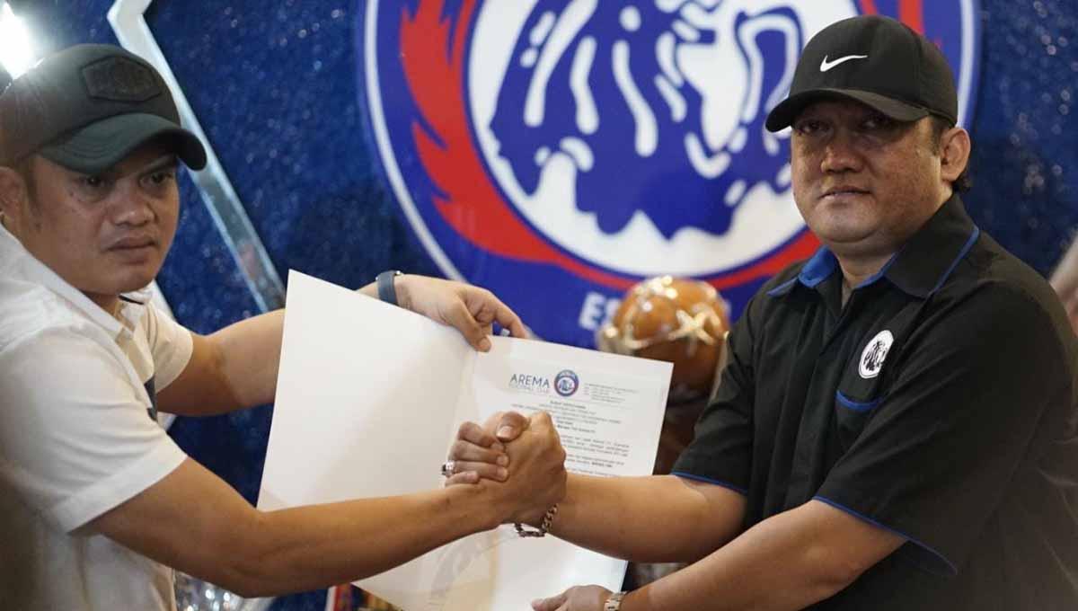 Arema FC resmi mengangkat Wiebie Dwi Andriyas sebagai manajer tim gantikan M. Ali Rifki. (Foto: MO Arema FC)