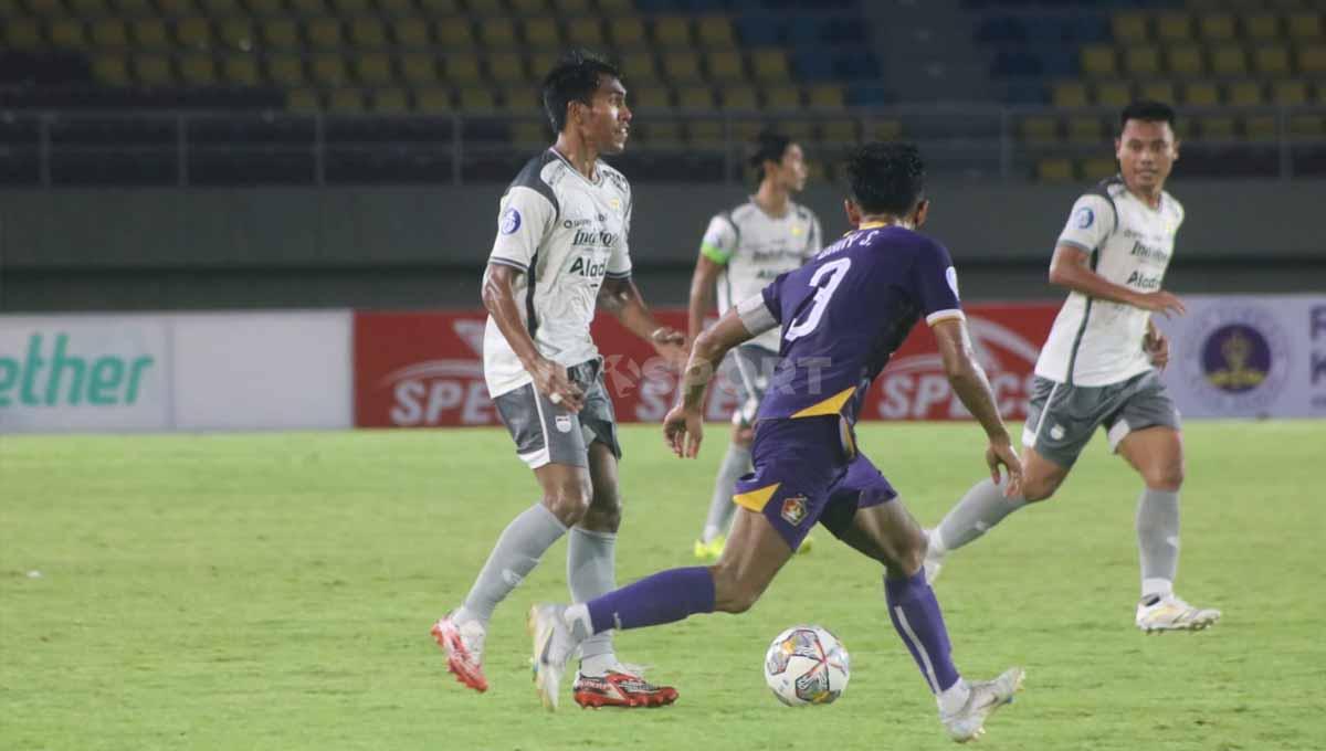 Persik Kediri belum mampu keluar dari situasi sulit setelah membuka lanjutan kompetisi Liga 1 musim 2022/2023 dengan kekalahan telak.