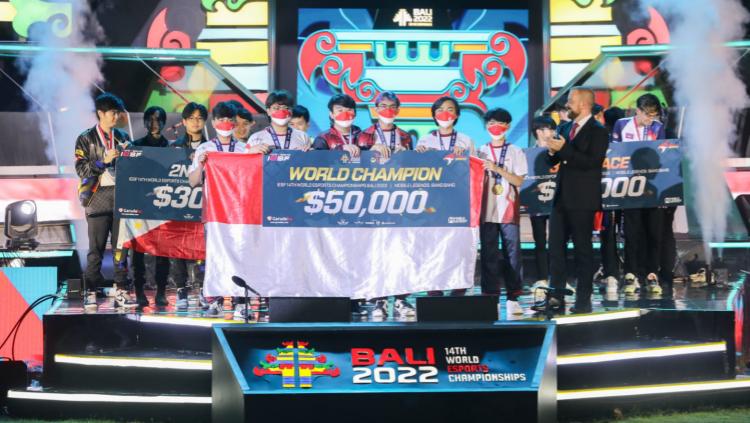 Indonesia keluar sebagai juara umum IESF WEC 2022 yang diselenggarakan di Bali dengan raihan 3 emas dan 1 perunggu.