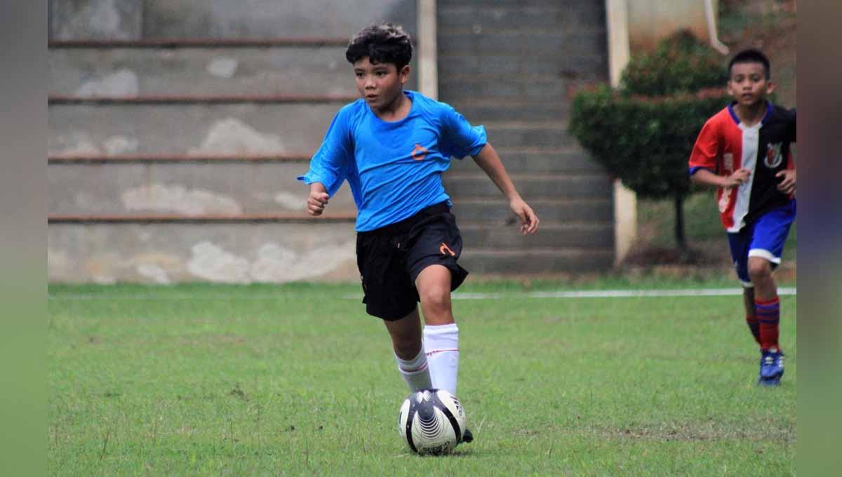 Noah Adithya Denis siap melawan tim-tim besar Eropa seperti Barcelona, Benfica, dan RC Deportivo. (Foto: Media NYXS)