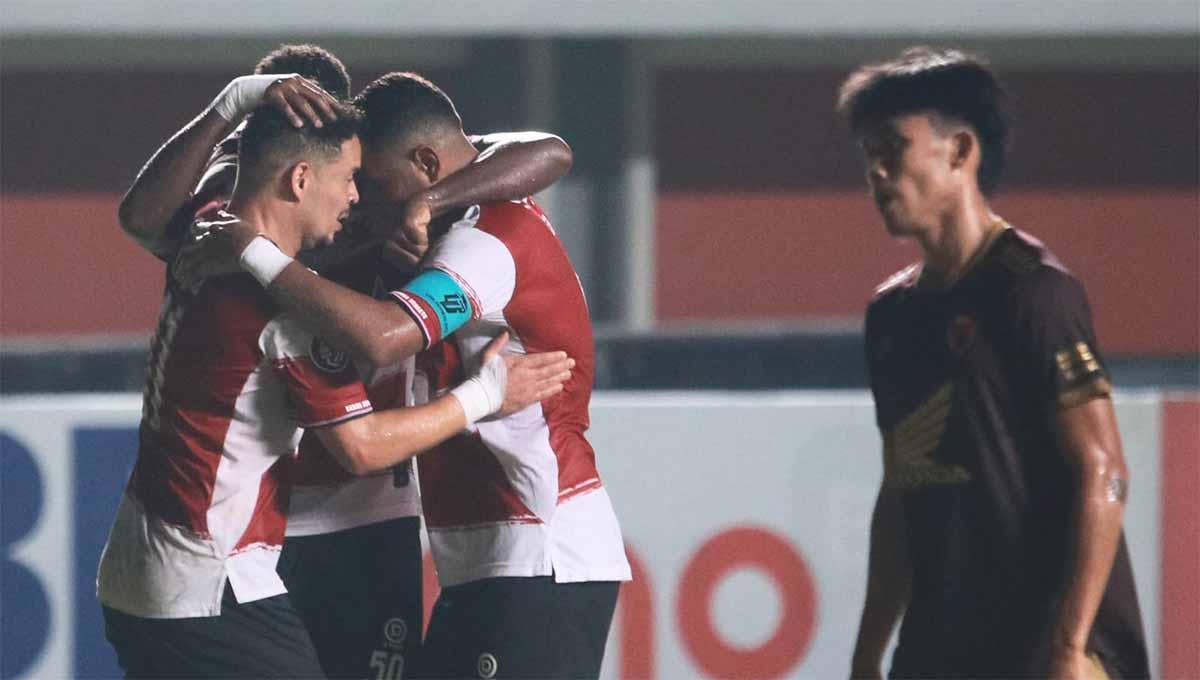 Pertandingan antara PSM Makassar vs Madura United BRI Liga 1 musim 2021/2022 di Stadion Maguwoharjo, Yogyakarta.