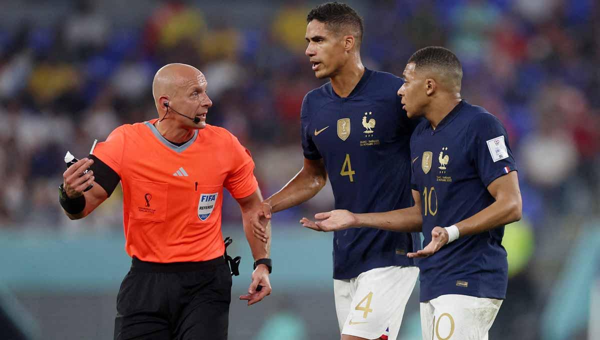 Siapa yang menyangka bahwa Egy Maulana Vikri ternyata pernah dipimpin oleh Szymon Marciniak, yang jadi wasit di final Piala Dunia 2022, Argentina vs Prancis.