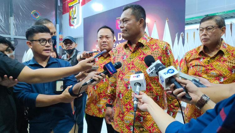 Letjen TNI  (purn) Joni Supriyanto secara aklamasi terpilih kembali sebagai Ketua Umum PB Perbakin periode 2022-2026 dalam Musyawarah Nasional (Munas) XIX 2022. - INDOSPORT